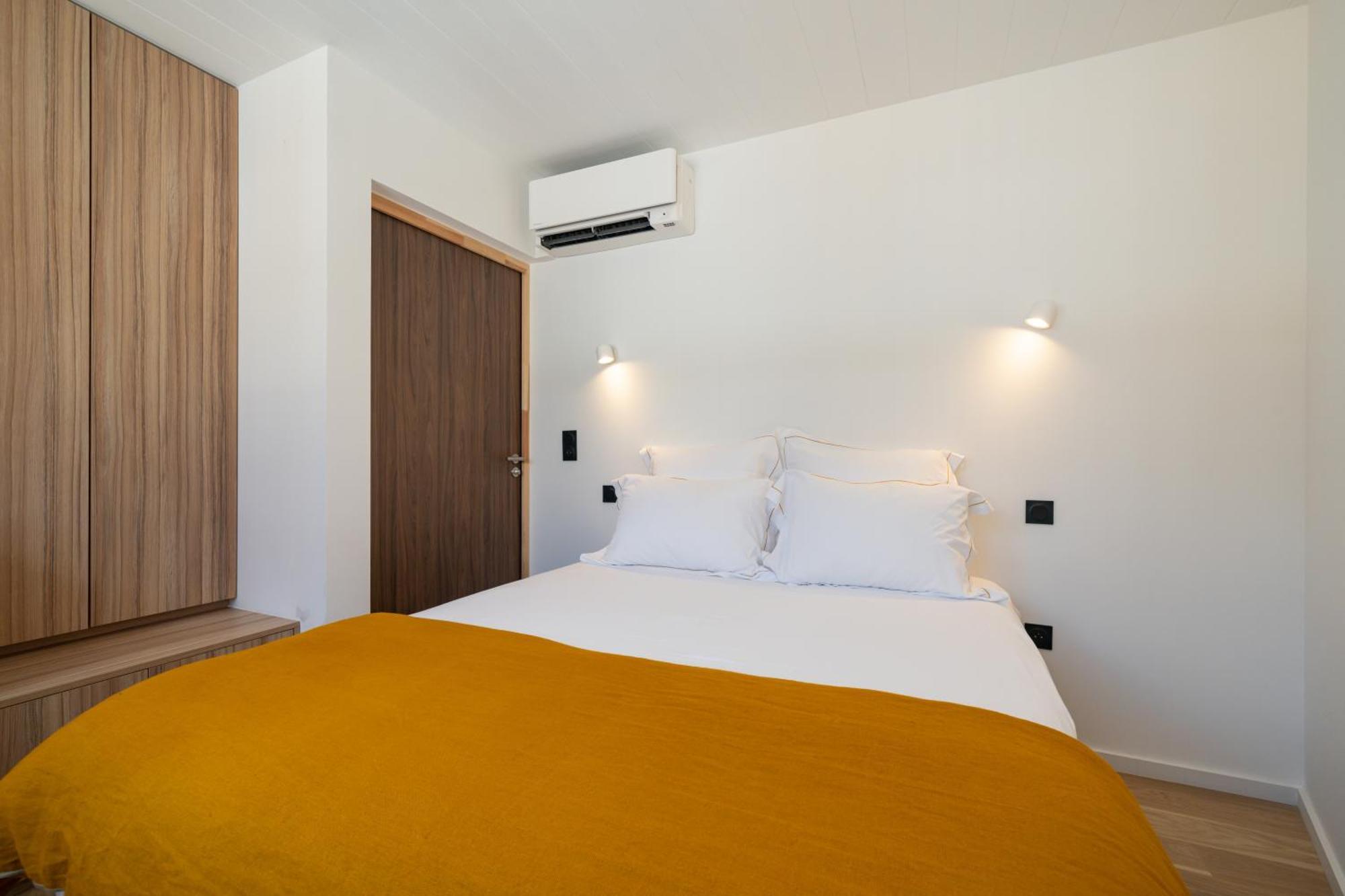 Les Suites 7 Anges - Parking, Vue Cathedrale & Centre Historique Reims Eksteriør billede