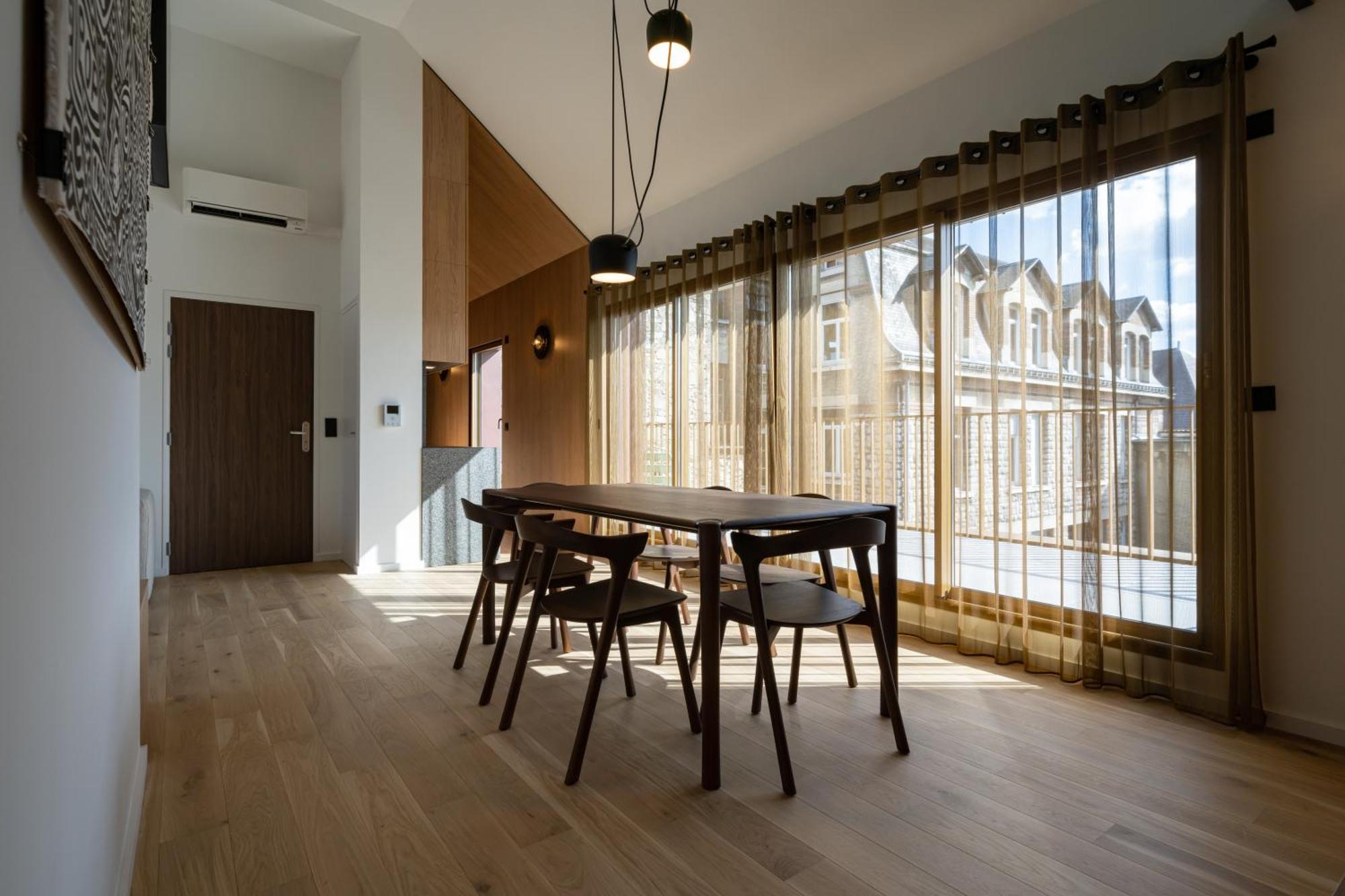 Les Suites 7 Anges - Parking, Vue Cathedrale & Centre Historique Reims Eksteriør billede