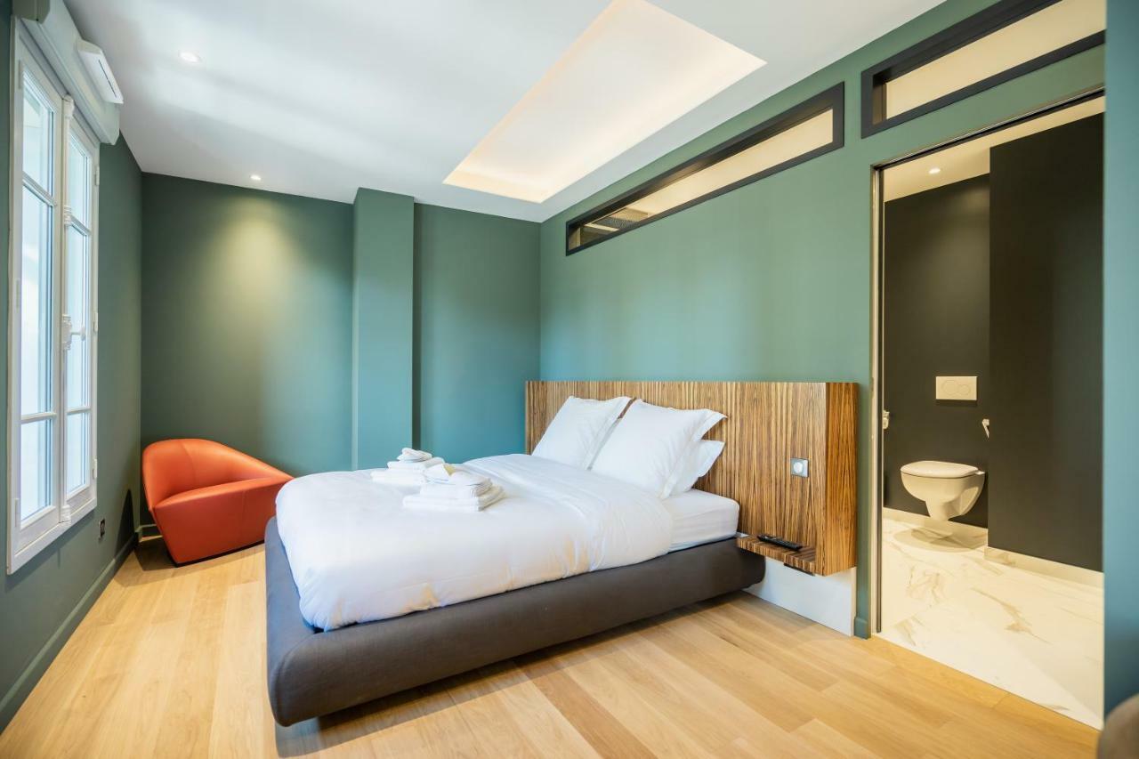 Les Suites 7 Anges - Parking, Vue Cathedrale & Centre Historique Reims Eksteriør billede