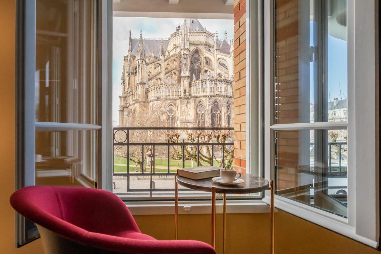 Les Suites 7 Anges - Parking, Vue Cathedrale & Centre Historique Reims Eksteriør billede